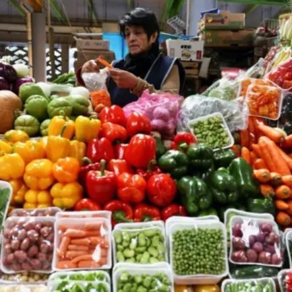 Inflación en México baja a 3.55% y alcanza mínimo de varios meses