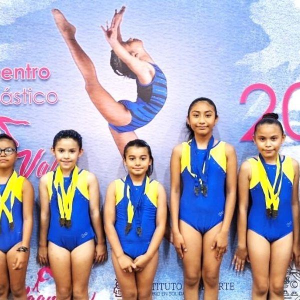 Stars Gym representa a Puerto Morelos en encuentro estatal de gimnasia artística