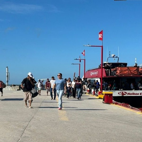 Holbox mantiene baja ocupación turística a la espera de vacaciones