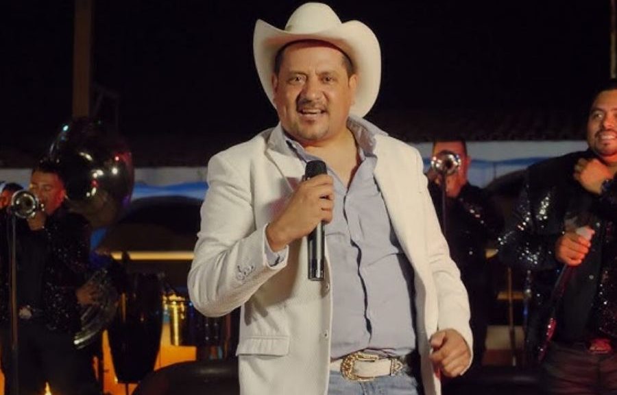 Cantante de regional mexicano resulta gravemente herido tras intentar frustrar un robo en Jalisco