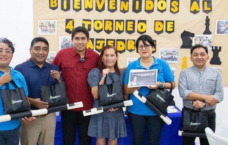 CODEQ impulsa el ajedrez escolar con entrega de tableros a estudiantes de Cancún