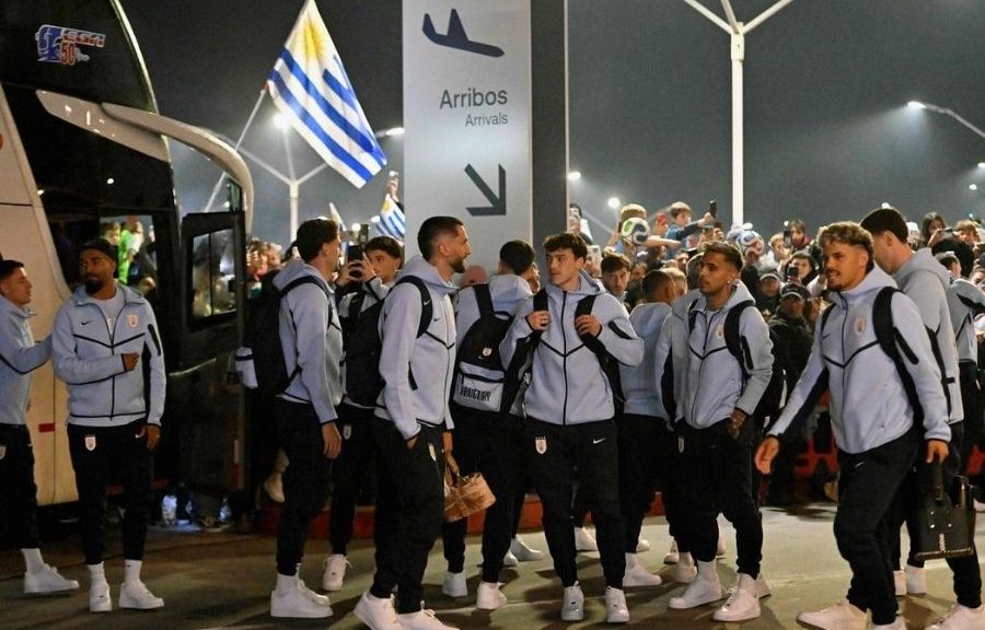 2. ¿Por qué Uruguay quedó varado en Cancún antes de debutar en el Mundial?