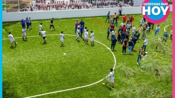Diego Castañón inaugura cancha rehabilitada en Chanchén Primero