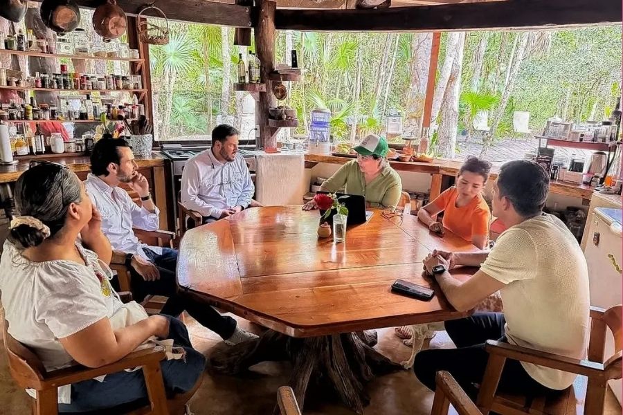 Restaurantes de Cancún activan protocolos tras sismo de 6.1
