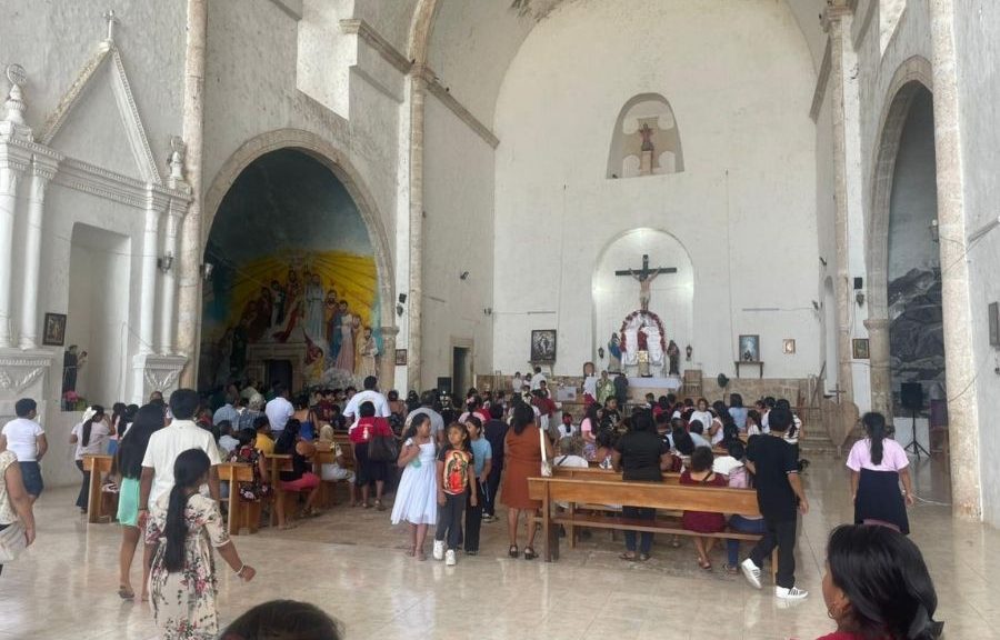 Parroquia de Tihosuco celebra misa especial por el Día del Padre