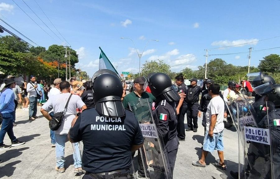 Levantan bloqueo en accesos a Cancún tras casi 24 horas de caos vial