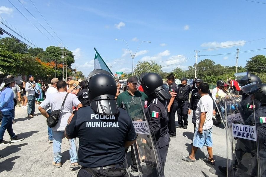 Levantan bloqueo en accesos a Cancún tras casi 24 horas de caos vial