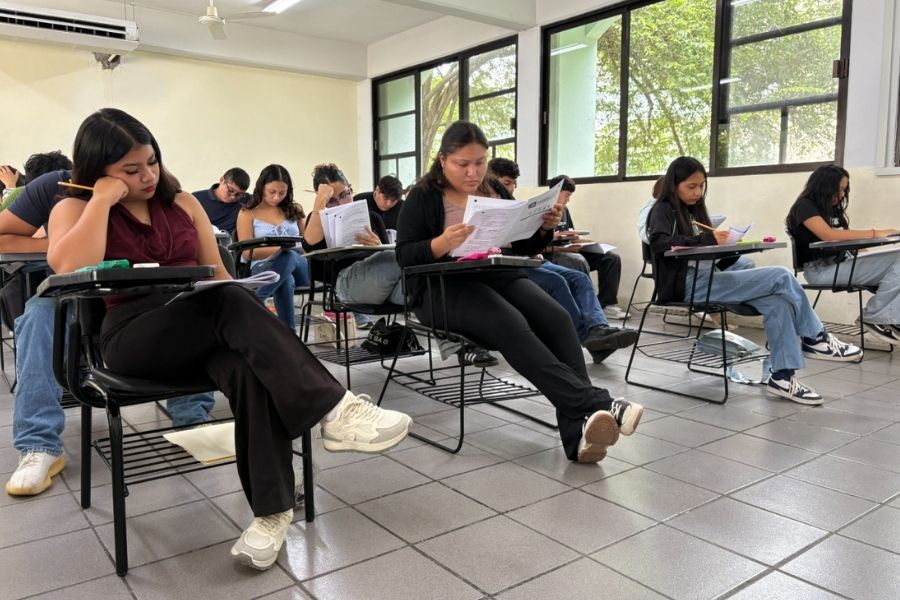 Más de 2 mil 800 aspirantes presentan examen de ingreso a la UQRoo para Otoño 2026