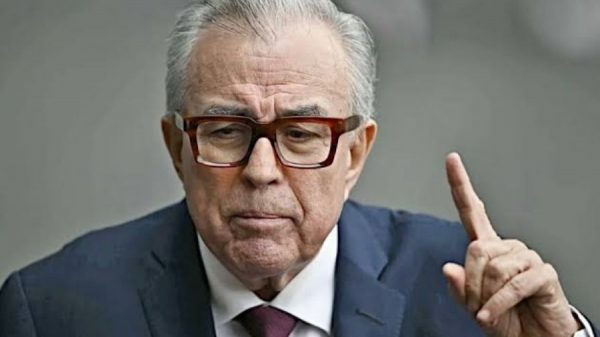 Rubén Rocha reaparece a 69 días de dejar la gubernatura