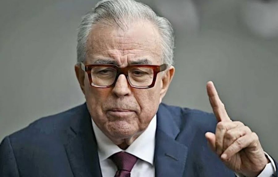 Rubén Rocha reaparece a 69 días de dejar la gubernatura