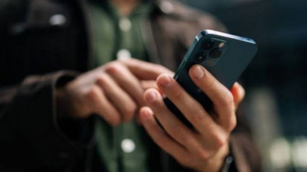 Convocan a boicot de recargas contra registro telefónico