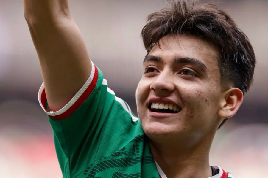 Gilberto Mora, El joven que sorprendió al mundo con la Selección Mexicana