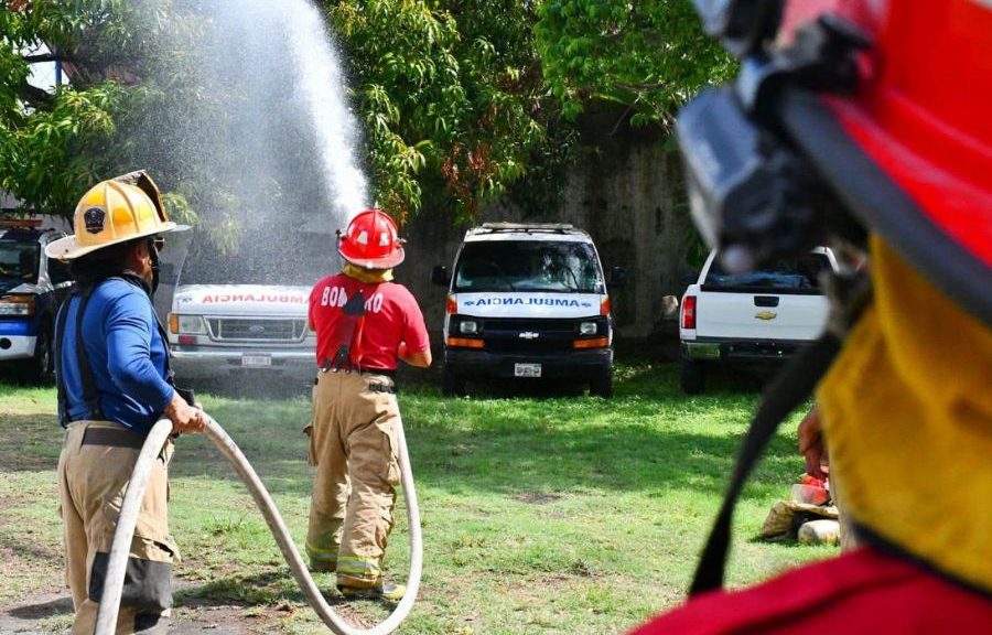 Chetumal proyecta una cuarta estación de bomberos a futuro