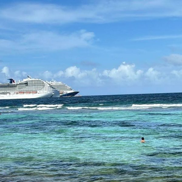 Mahahual no perderá cruceros por expansión del puerto de Belice