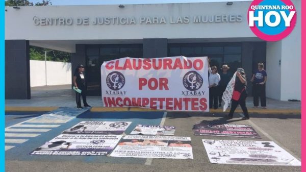 Víctimas protestan por presunta falta de atención de la FGE