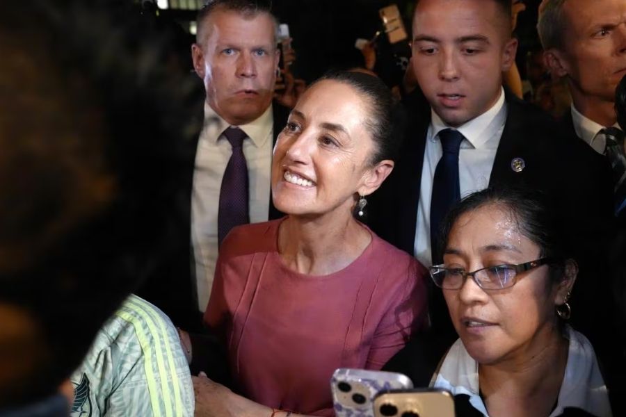 Claudia Sheinbaum llega a Nueva York para asistir a la final del Mundial 2026