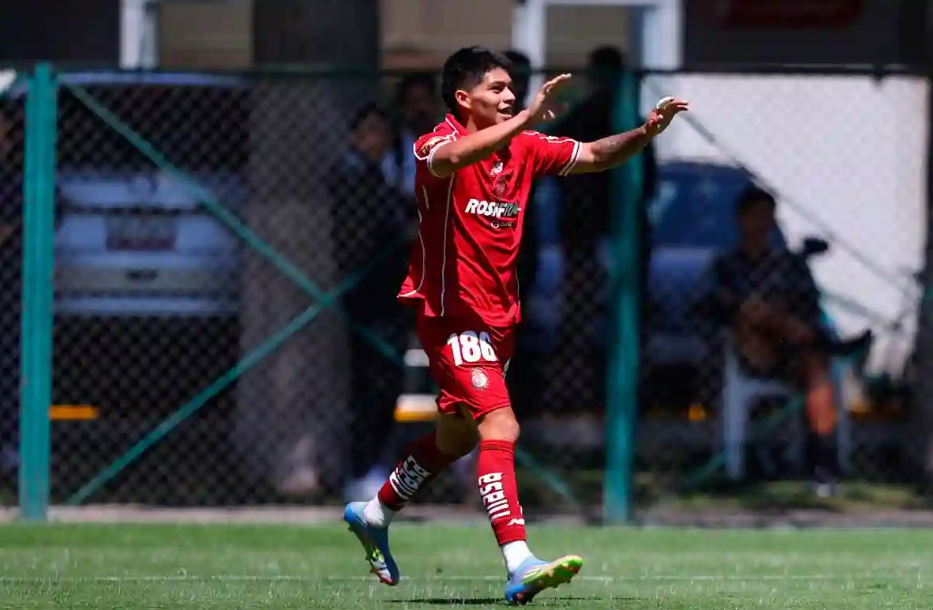 César “Chicharito” Díaz marca con Toluca Sub-21
