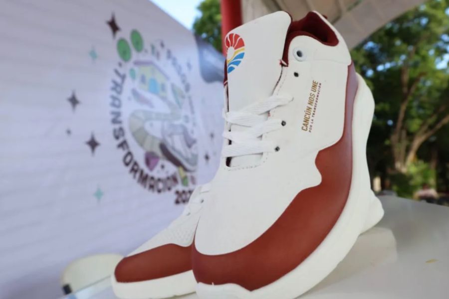 Entregarán 119 mil pares de tenis a estudiantes de Benito Juárez