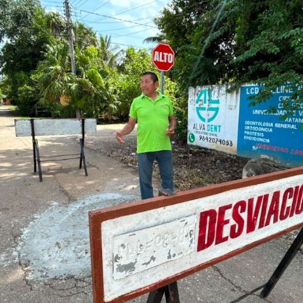 Vecinos de Unidad Deportiva piden a CAPA reparar calles tras obras
