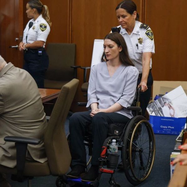 Juicio de Lindsay Clancy entra en etapa de la defensa