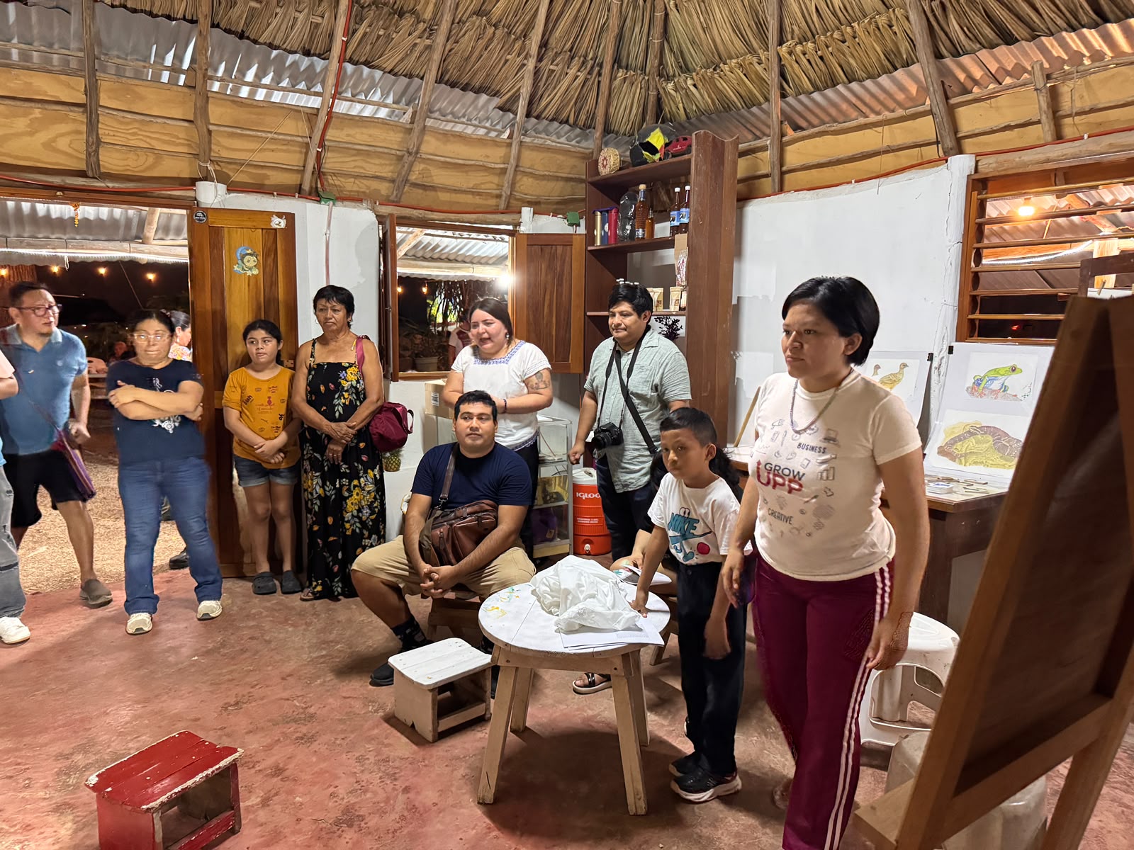Teatro y lectura activan la memoria en Felipe Carrillo Puerto