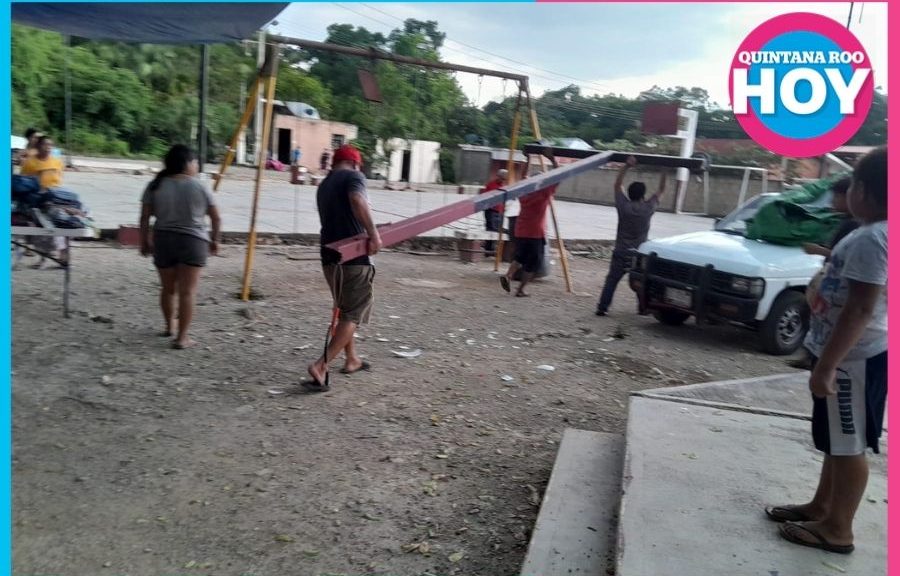 Poste caído en La Esperanza genera denuncia por omisión