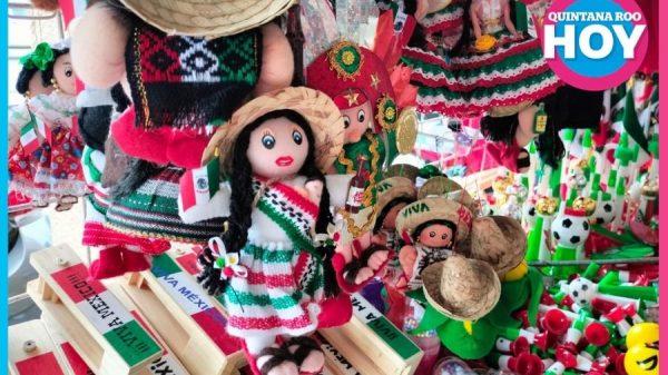 Artículos patrios ya se venden en las calles de Cancún