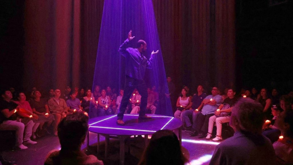 “Lux: Ecos del Fuego” lleva tradición al escenario