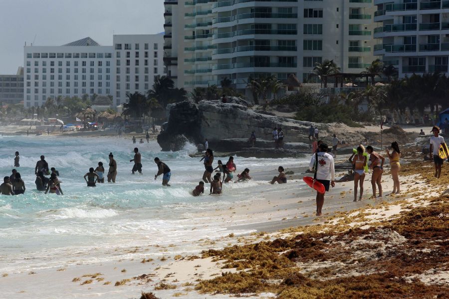 Cancún tendrá calor intenso y lluvias este domingo