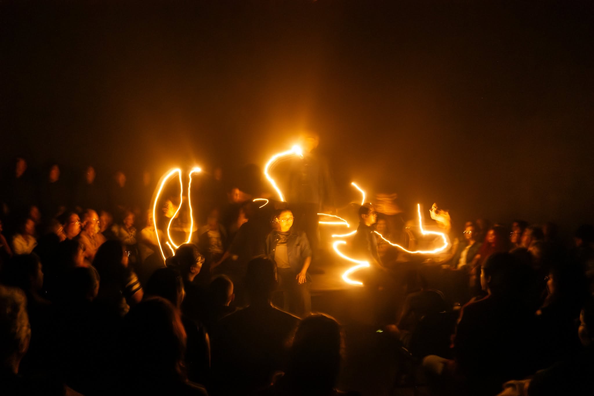 “Lux: Ecos del Fuego” regresa al escenario de Cancún