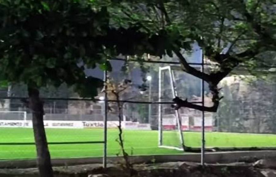 Muere niño baleado mientras jugaba futbol en Chiapas