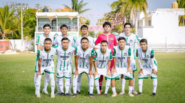 Ejidatarios de Bonfil vencen al Inter Playa 2-1