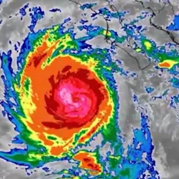 Huracán Polo se acerca a Baja California Sur, suspenden clases