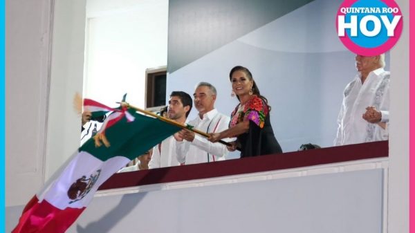 Mara Lezama celebra el 216 aniversario del Grito de Independencia en Chetumal