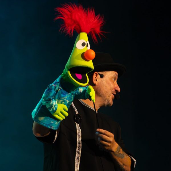 “Vamos a cantar con Mr. Leo” tendrá una nueva función gratuita este domingo 4 de octubre en el Teatro 8 de Octubre de Cancún.
