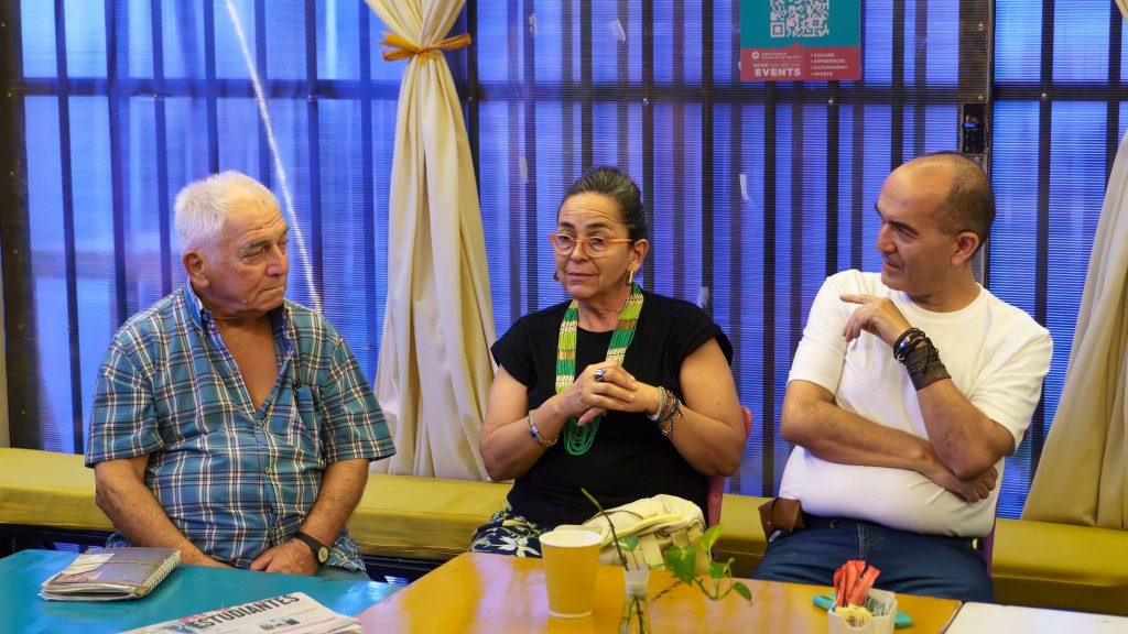 Café filosófico reflexiona sobre la nostalgia en Cancún