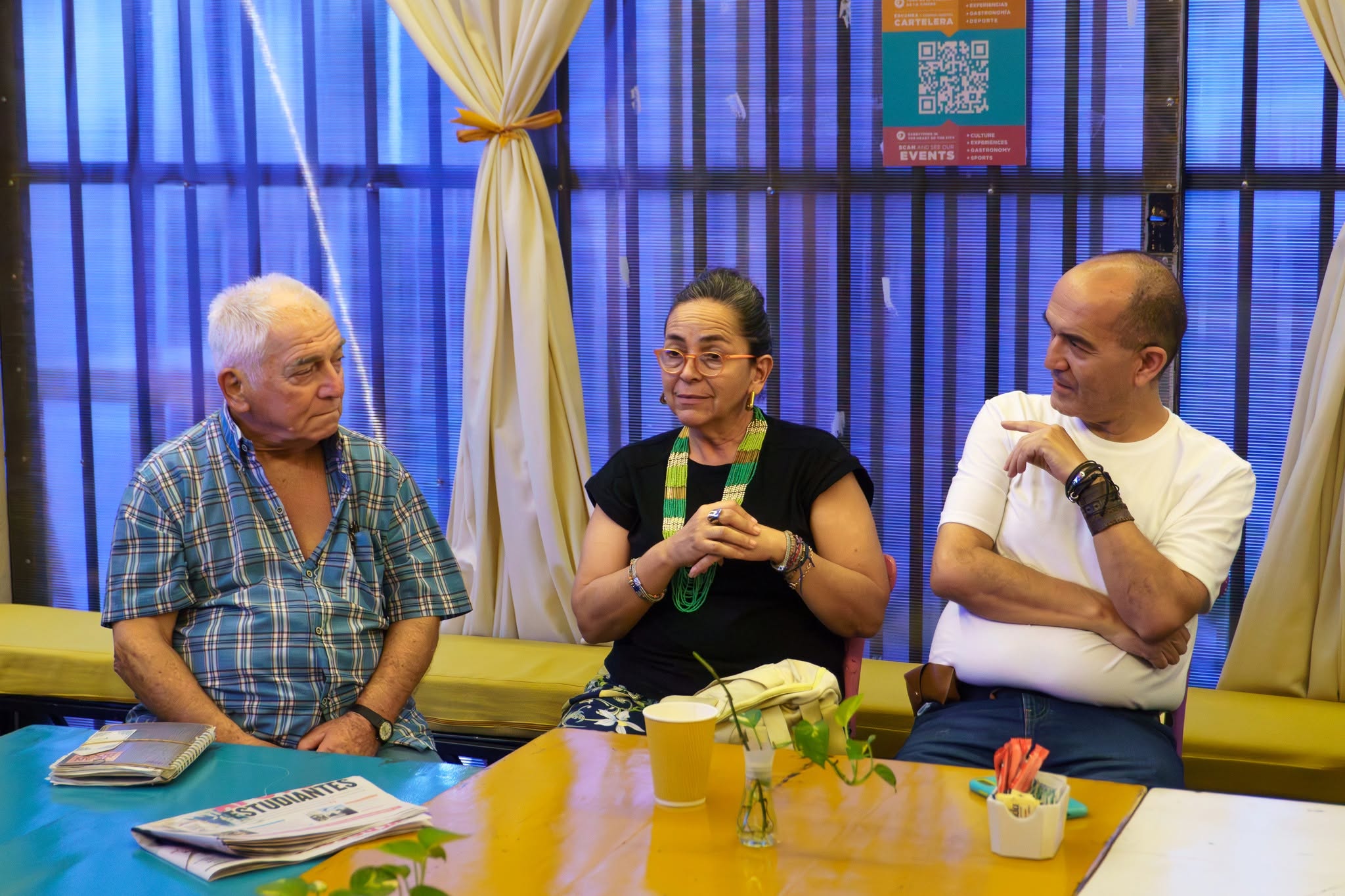 Café filosófico reflexiona sobre la nostalgia en Cancún