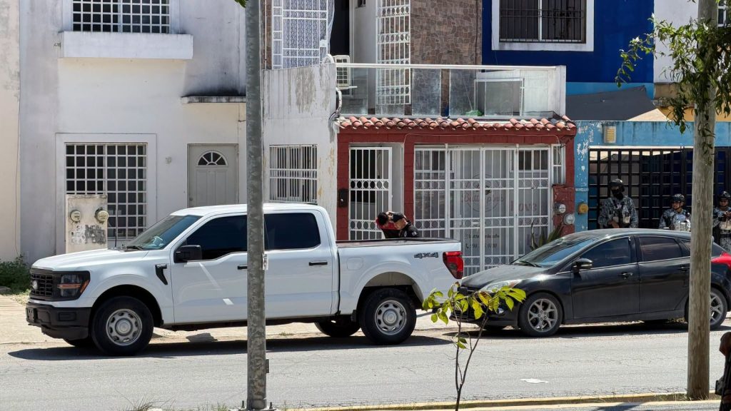 Catean dos inmuebles por presunto narcomenudeo en Cancún