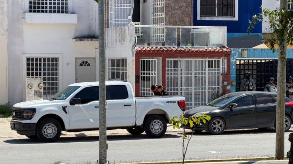Catean dos inmuebles por presunto narcomenudeo en Cancún