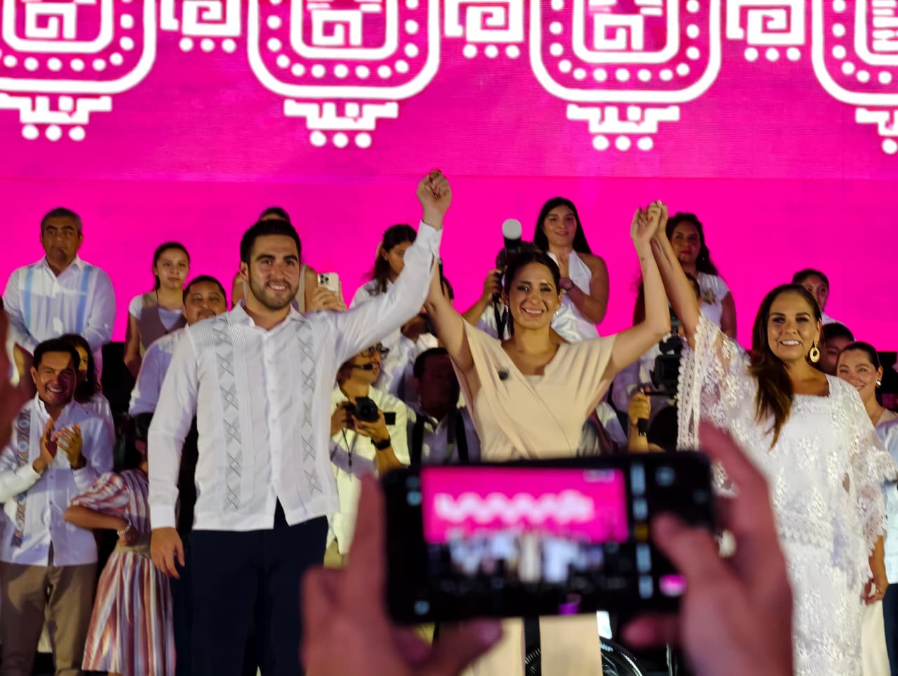 Estefanía Mercado destaca seguridad y obra en su informe