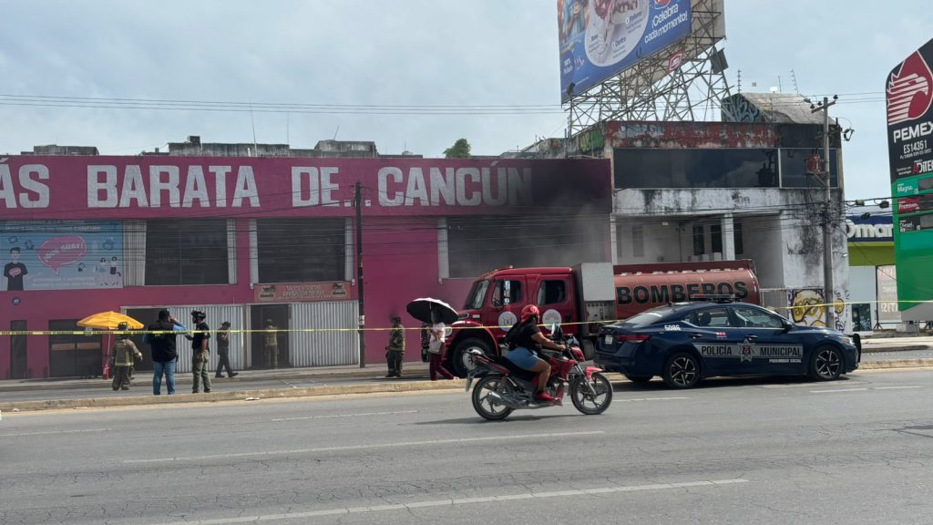 Incendio en López Portillo moviliza a Bomberos