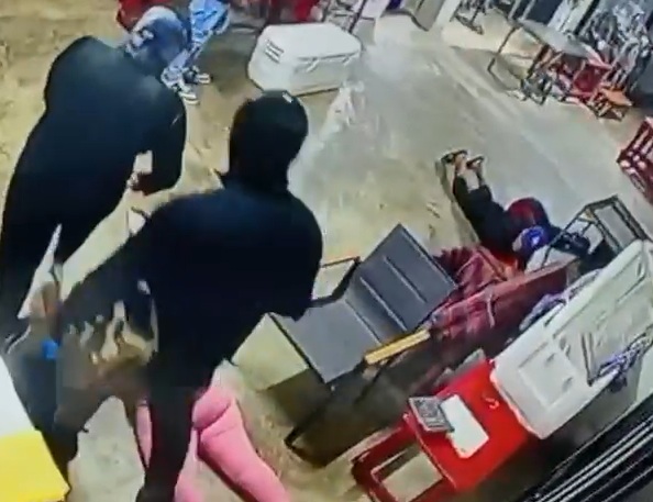 Asalto a tortillería en Cancún queda captado en video