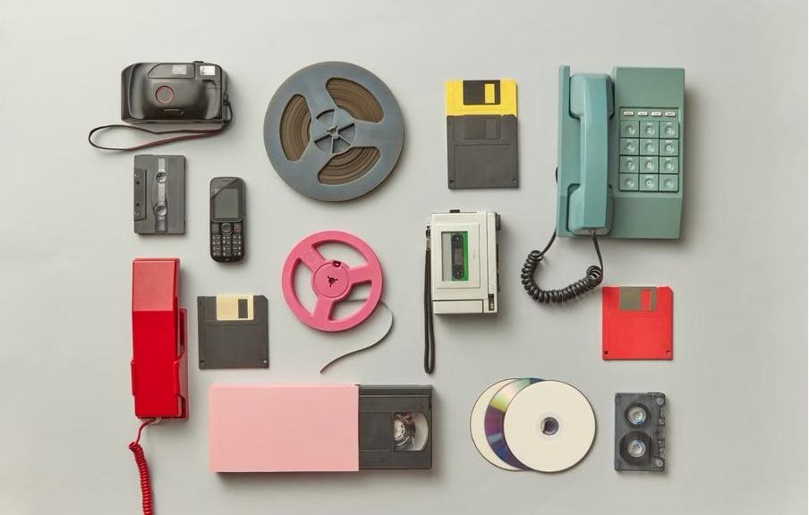 Por qué lo retro vuelve a conquistar la tecnología en plena era de la inteligencia artificial