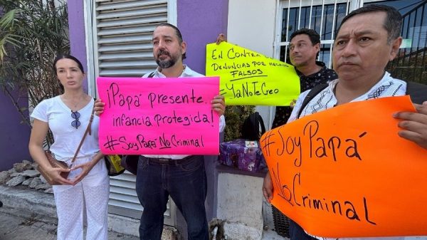 Papás piden no perder el vínculo con sus hijos