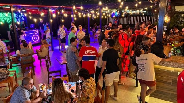 Refuerzan vigilancia a bares por Fiestas Patrias