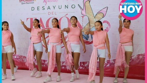 Desayuno Tacón Rosa reúne apoyo a mujeres con cáncer de mama