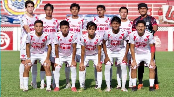 Pioneros Junior e Inter Playa disputan el clásico quintanarroense