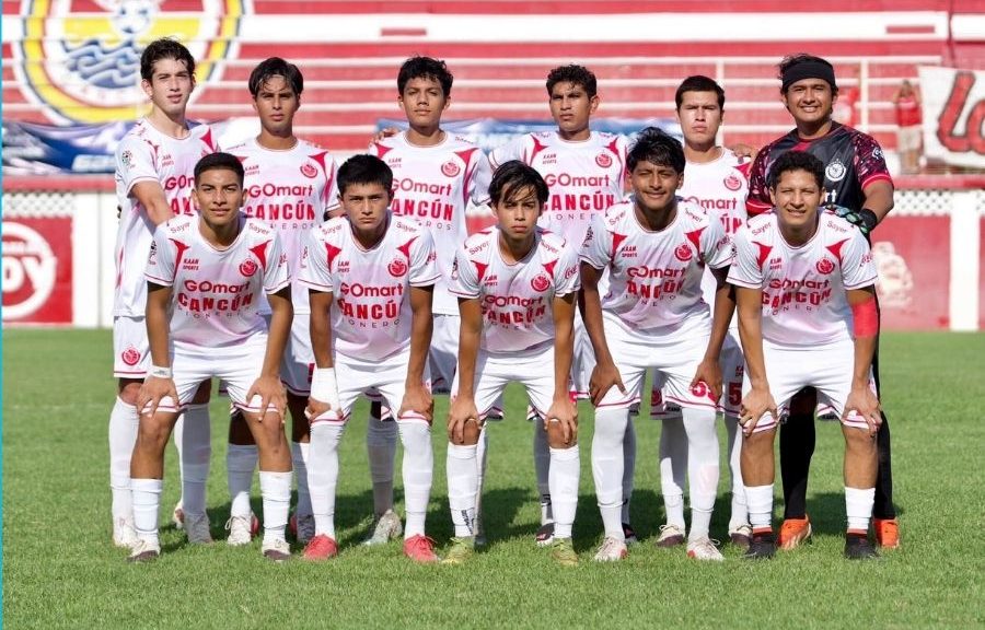 Pioneros Junior e Inter Playa disputan el clásico quintanarroense