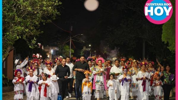 Janal Pixan Leona Vicario: procesión, altares y concursos