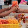 Frenan venta de comida chatarra cerca de escuelas